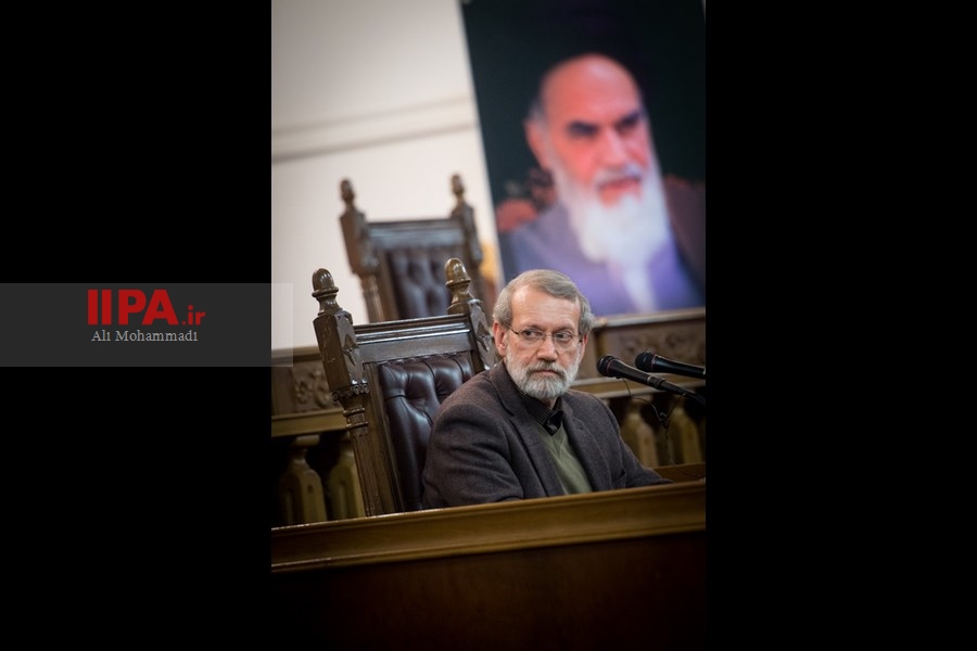   نشست خبری رییس مجلس