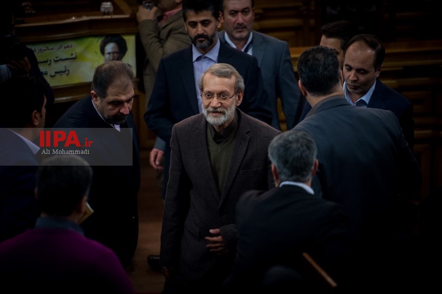   نشست خبری رییس مجلس