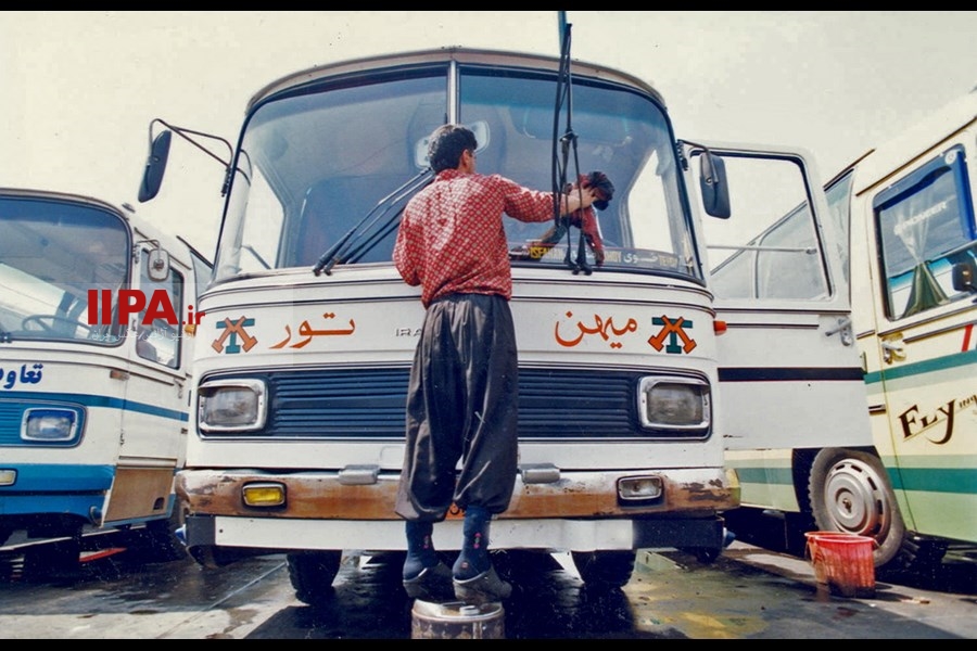   تهران، سال 1377 - بخش اول