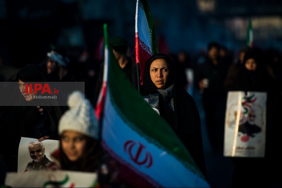   حضور اقشار مختلف مردم تهران در مراسم تشییع پیکر سردار شهید حاج قاسم سلیمانی