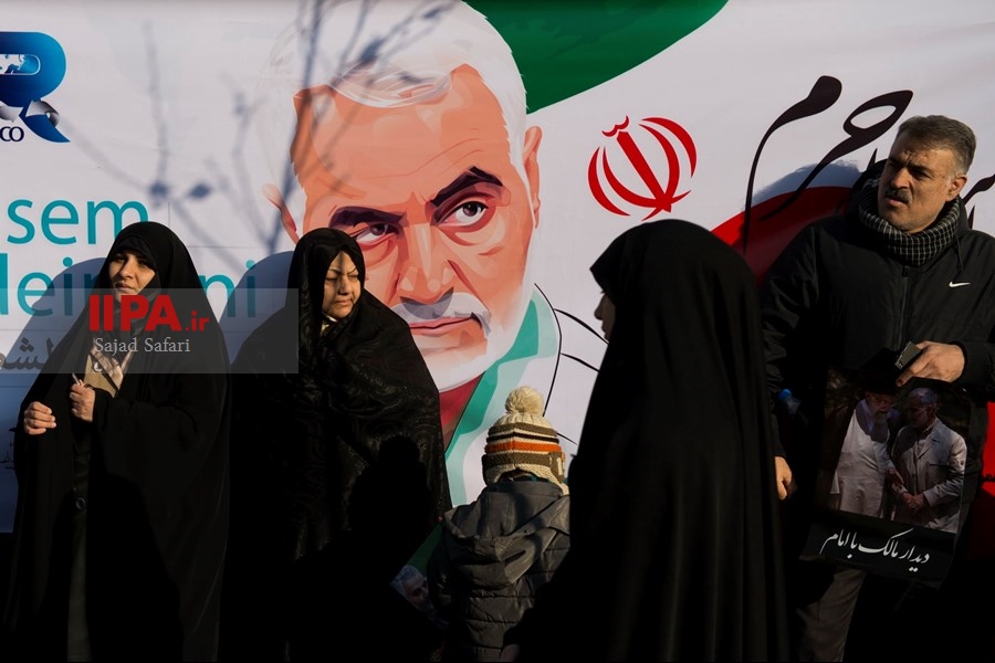   حضور اقشار مختلف مردم تهران در مراسم تشییع پیکر سردار شهید حاج قاسم سلیمانی