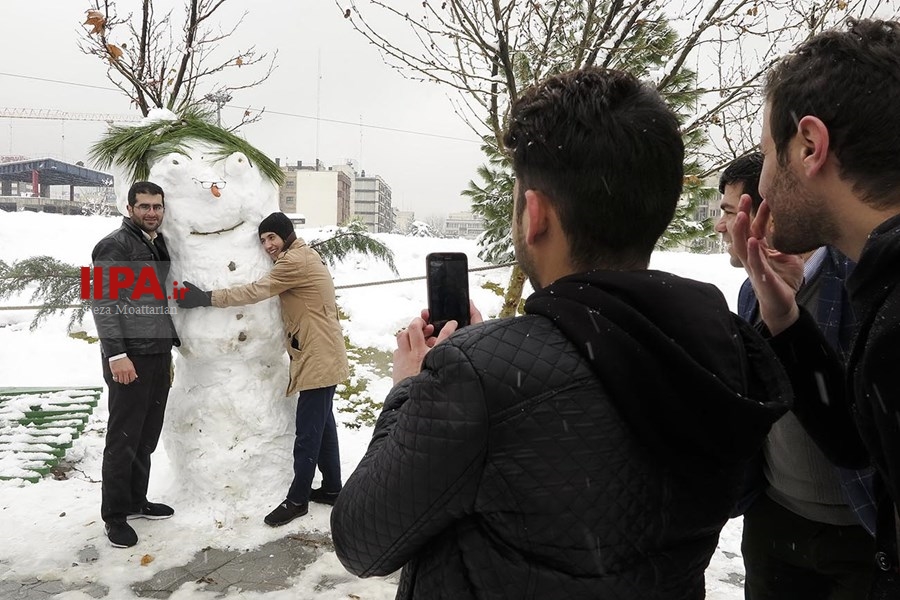   بارش برف زمستانی در تهران