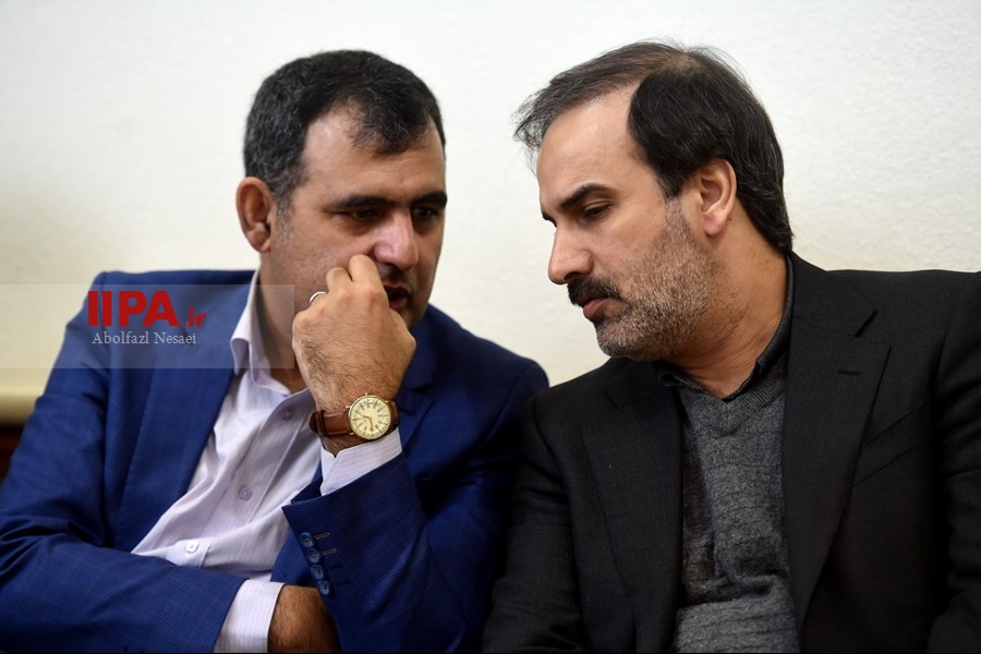   دیدار اعضای تحریریه موسسه مطبوعاتی ایران با سید حسن خمینی 