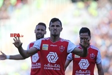   دیدار تیم های فوتبال پرسپولیس و استقلال