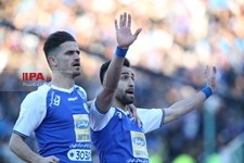   دیدار تیم های فوتبال پرسپولیس و استقلال
