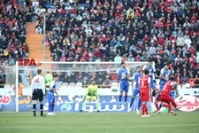   دیدار تیم های فوتبال پرسپولیس و استقلال