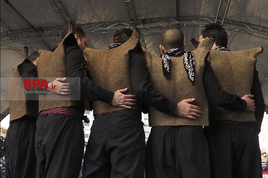   نمایش خیابانی تئاتر فجر