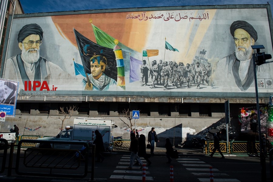   راهپیمایی ۲۲ بهمن در تهران 1
