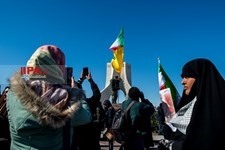   راهپیمایی ۲۲ بهمن در تهران 1