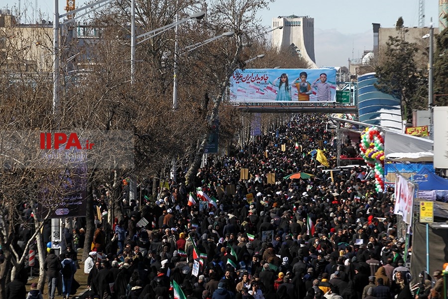   راهپیمایی 22 بهمن  در تهران - 3