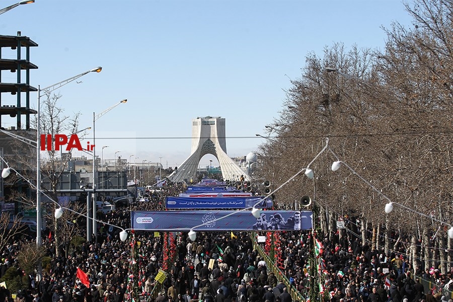   راهپیمایی 22 بهمن  در تهران - 3