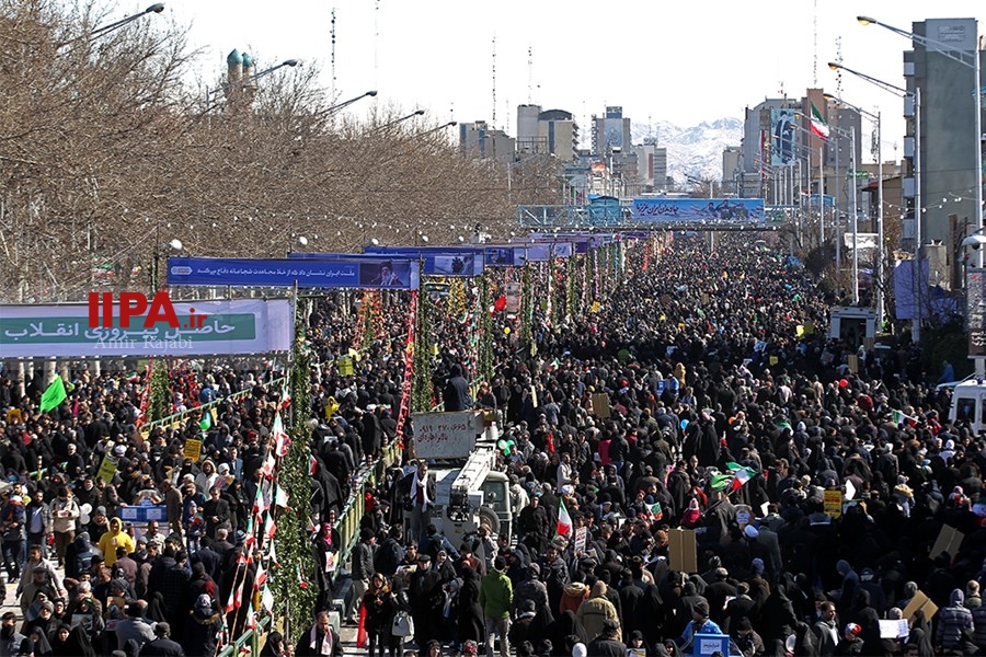   راهپیمایی 22 بهمن  در تهران - 3