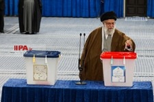   حضور مقام معظم رهبری در یازدهمین دوره انتخابات مجلس شورای اسلامی و میان‌دوره ای مجلس خبرگان
