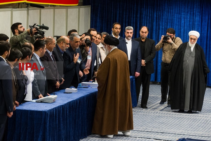   حضور مقام معظم رهبری در یازدهمین دوره انتخابات مجلس شورای اسلامی و میان‌دوره ای مجلس خبرگان