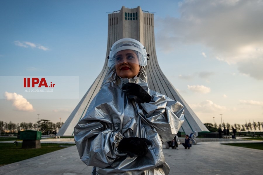   ضد عفونی اطراف میدان آزادی