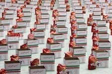   آماده‌سازی بسته های معیشتی و بهداشتی در ورزشگاه آزادی