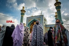   اقامه نماز عید سعید فطر در امامزاده پنج تن لویزان