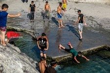   آب‌تنی در موج دوم کرونا