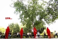   پرفورمنس جا به جایی تئاتر شهر، یک سانتی متر نزدیک تر