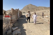   حضور رسول خادم و قهرمانان کشتی برای کمک رسانی در مناطق محروم سیستان و بلوچستان
