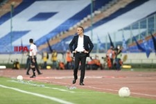   دیدار تیم های فوتبال پرسپولیس واستقلال