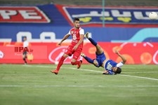   دیدار تیم های فوتبال پرسپولیس واستقلال