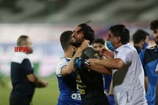   دیدار تیم های فوتبال پرسپولیس واستقلال