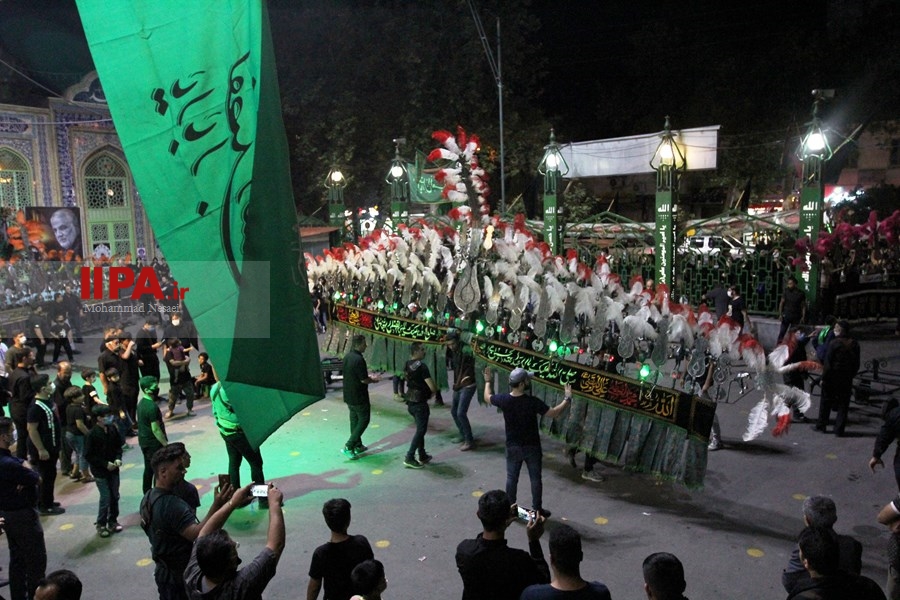   علم گردانی  علمداران حسینی در شب سوم شهادت امام حسین در  در گرگان 