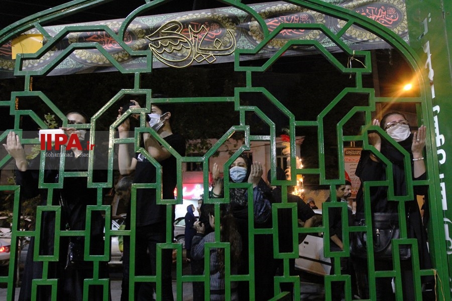   علم گردانی  علمداران حسینی در شب سوم شهادت امام حسین در  در گرگان 