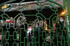   علم گردانی  علمداران حسینی در شب سوم شهادت امام حسین در  در گرگان 