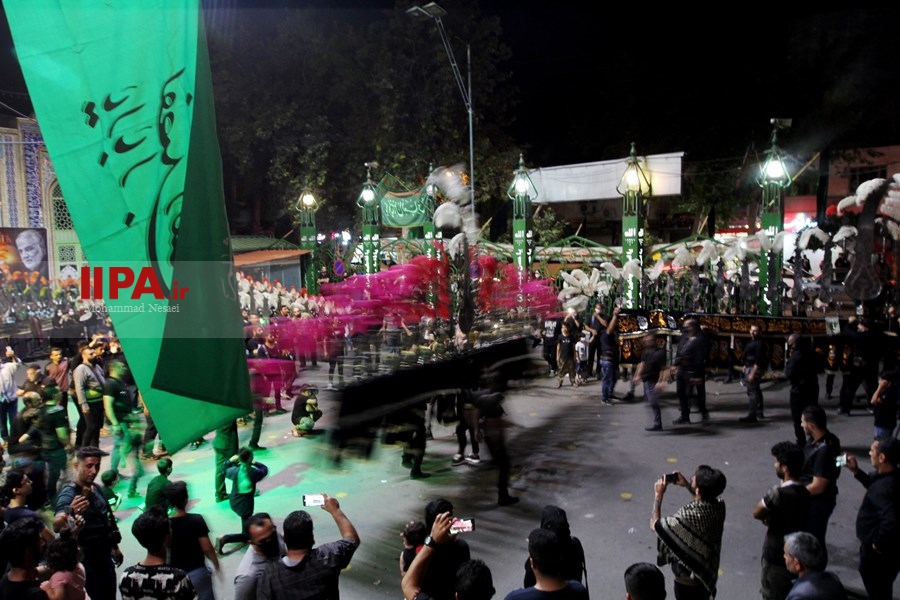   علم گردانی  علمداران حسینی در شب سوم شهادت امام حسین در  در گرگان 