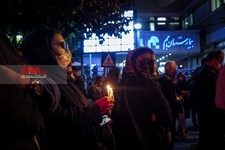   حال و هوای دوستداران استاد شجریان مقابل بیمارستان جم