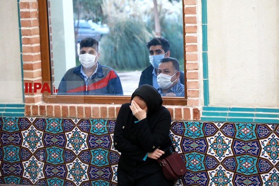   اقامه نماز بر پیکر  محمدرضا شجریان