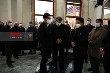   اقامه نماز بر پیکر  محمدرضا شجریان