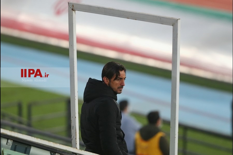   دیدار تیم های فوتبال پرسپولیس و شهر خودرو