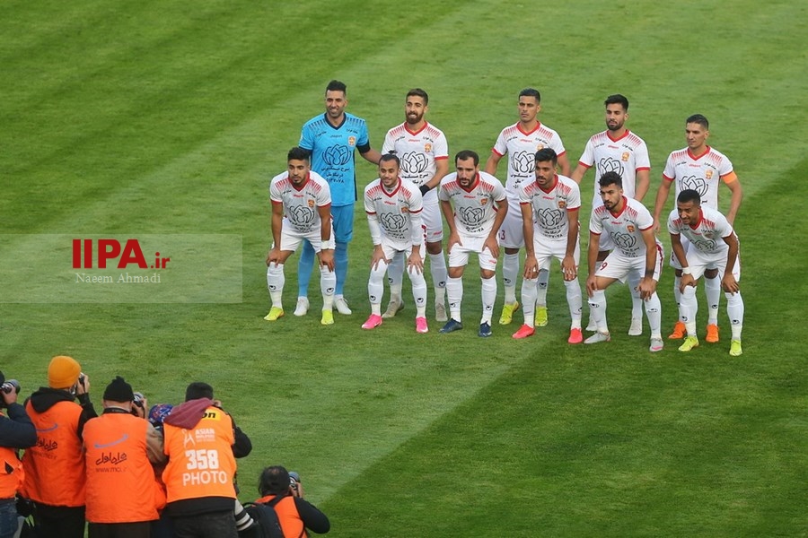   دیدار تیم های فوتبال پرسپولیس و شهر خودرو