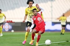   دیدار تیم های فوتبال پرسپولیس و سپاهان