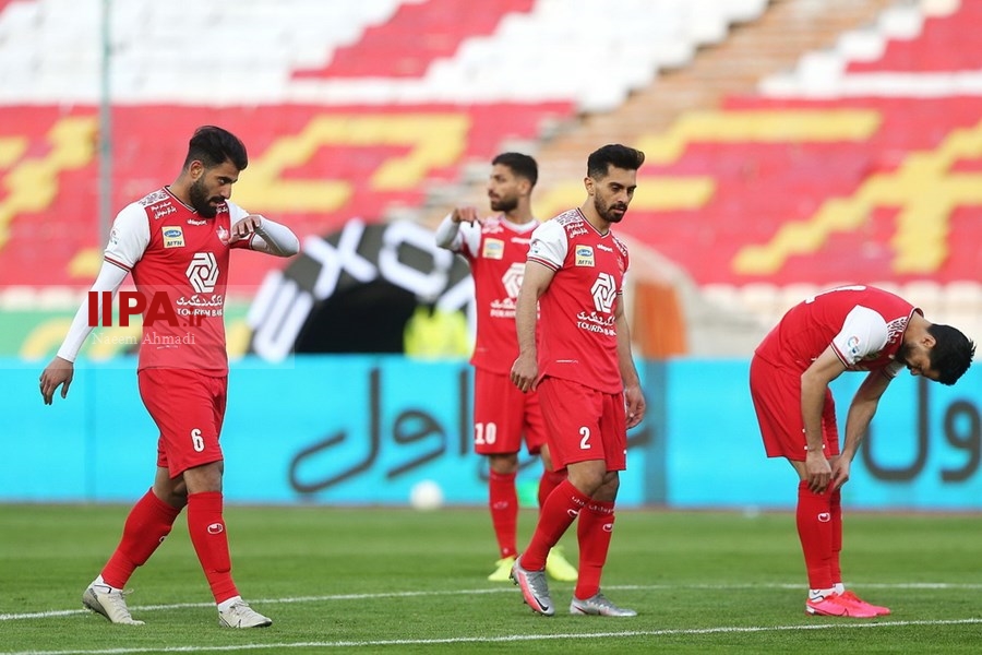   دیدار تیم های فوتبال پرسپولیس و سپاهان