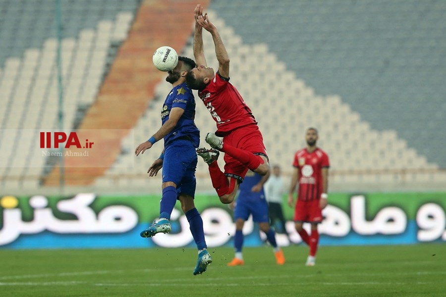   دیدار تیم های فوتبال استقلال و پرسپولیس