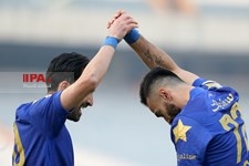   دیدار تیم های فوتبال استقلال و پرسپولیس