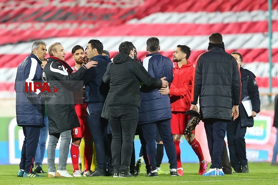   دیدار تیمهای پرسپولیس تهران و فولاد خوزستان