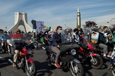   راهپیمایی سالگرد پیروزی انقلاب اسلامی ایران -2
