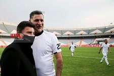   دیدار دوستانه تیم فوتبال ستارگان 98 با منتخب سرخابی ها