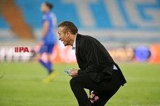   دیدار تیم های فوتبال پرسپولیس و استقلال تهران