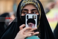   اجتماع حامیان رئیسی در میدان هفت تیر تهران