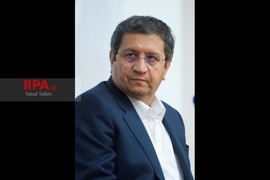   نشست خبری عبدالناصر همتی