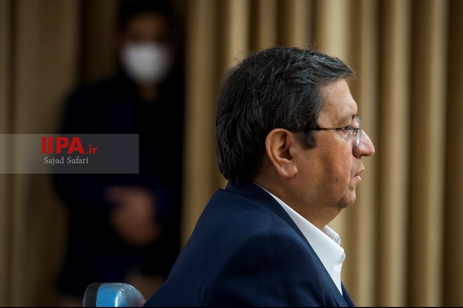   نشست خبری عبدالناصر همتی