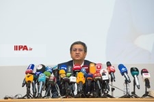   نشست خبری عبدالناصر همتی
