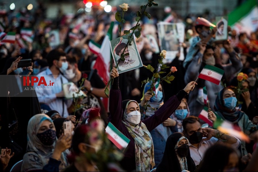   جشن پیروزی ابراهیم رئیسی در انتخابات ریاست جمهوری
