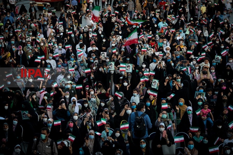   جشن پیروزی ابراهیم رئیسی در انتخابات ریاست جمهوری